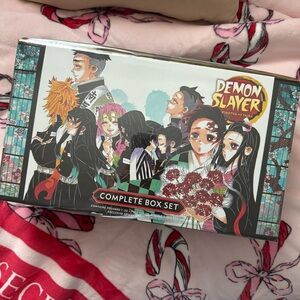 Demon Slayer Complete Box Set